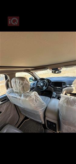 جيب جراند شيروكي